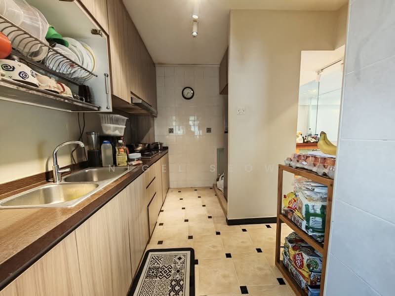 313C Anchorvale Road, 313C Anchorvale Road, 3 Bedrooms, 990 sqft, HDB Flat For Sale, by Nigel Seow, 500172529 - Kitchen - PropertyGuru.com.sg