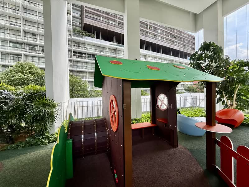 Helios Residences, 15 Cairnhill Circle, 2 Bedrooms, 1,281 sqft, Condominium For Rent, by Elaine Goh, 500172542 - Exterior - PropertyGuru.com.sg