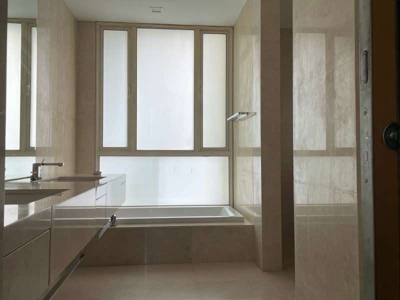 Scotts Highpark, 45 Scotts Road, 4 Bedrooms, 3,466 sqft, Condominium For Rent, by FiFi Ng, 500172545 - Bathroom - PropertyGuru.com.sg