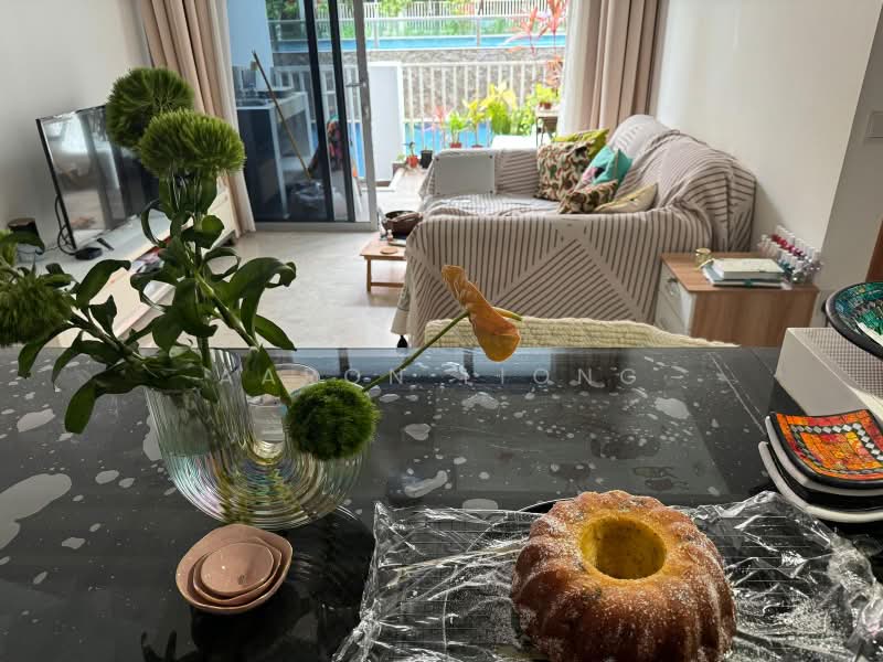 Woodhaven, 77 Woodgrove Avenue, 1 Bedroom, 646 sqft, Condominium For Rent, by Aaron Liong, 500172547 - Living Room - PropertyGuru.com.sg