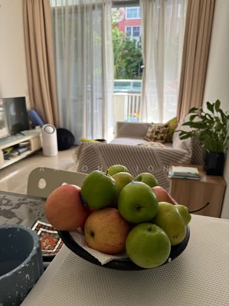 Woodhaven, 77 Woodgrove Avenue, 1 Bedroom, 646 sqft, Condominium For Rent, by Aaron Liong, 500172547 - Living Room - PropertyGuru.com.sg