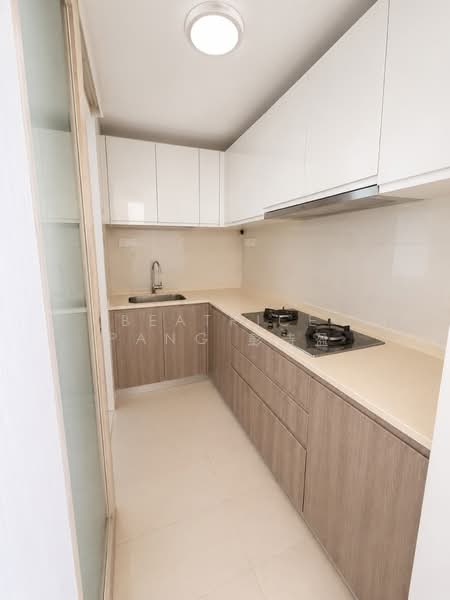 The Amore, 55A Edgedale Plains, 5 Bedrooms, 1,475 sqft, Executive Condominium For Rent, by Beatrice Pang 彭诗盈, 500172553 - Kitchen - PropertyGuru.com.sg