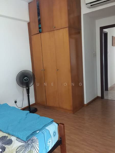 Estella Gardens, 29 Flora Road, 2 Bedrooms, 936 sqft, Condominium For Rent, by June Ong, 500172556 - Bedroom - PropertyGuru.com.sg