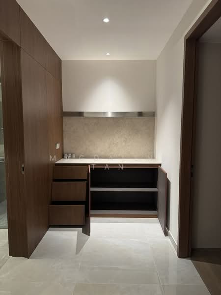 Penrose, 20 Sims Drive, 2 Bedrooms, 797 sqft, Condominium For Sale, by Magdalene Tan, 500172561 - Interior - PropertyGuru.com.sg