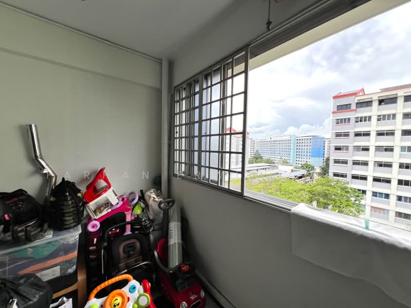 876 Woodlands Avenue 9, 876 Woodlands Avenue 9, 3 Bedrooms, 1,302 sqft, HDB Flat For Sale, by Farhan Erwin Joko, 500172563 - Balcony - PropertyGuru.com.sg