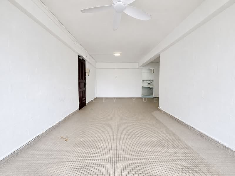 175 Lorong 2 Toa Payoh, 175 Lorong 2 Toa Payoh, 3 Bedrooms, 904 sqft, HDB Flat For Sale, by Wesley Yuen, 500172576 - Living room - PropertyGuru.com.sg