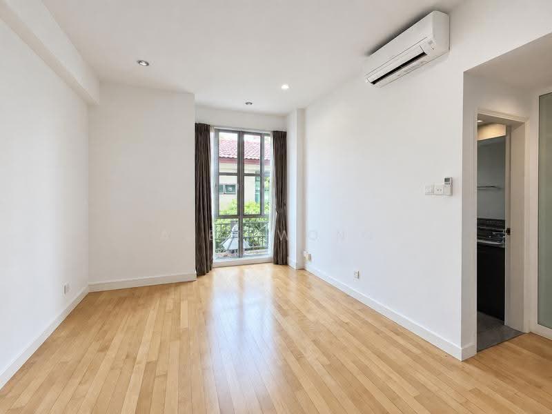 Landbay Condo, 7 Jalan Hajijah, Bedok / Upper East Coast, 3 Bedrooms, 1,141 sqft, Condominium For Rent, by Alex Wong, 500172581 - Master BR - PropertyGuru.com.sg