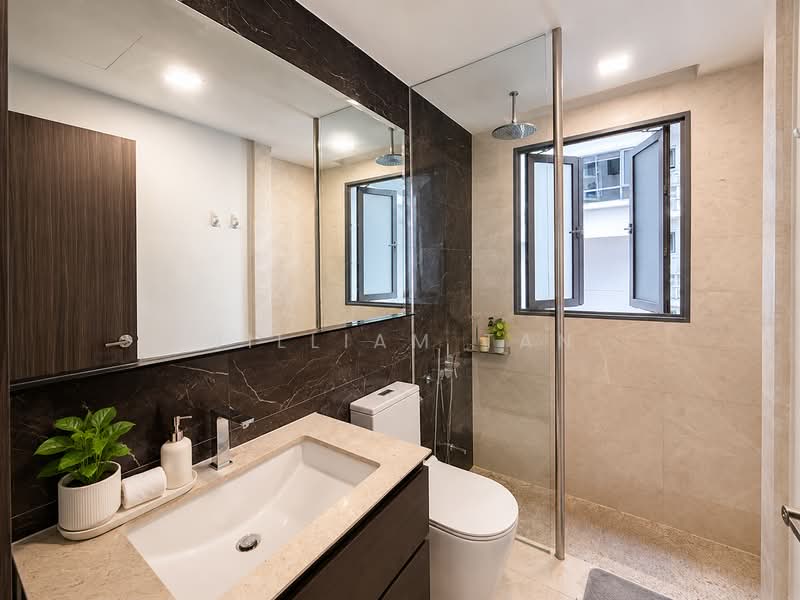 Waterfront Isle, 730 Bedok Reservoir Road, 2 Bedrooms, 904 sqft, Condominium For Sale, by William Tan, 500172582 - Bathroom - PropertyGuru.com.sg