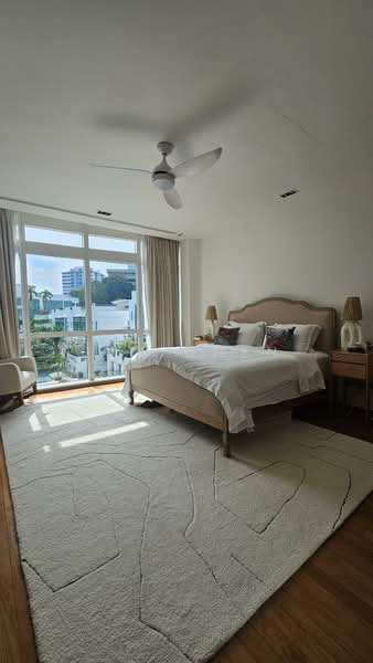 Gallop Green, 13 Woollerton Park, 5 Bedrooms, 4,338 sqft, Condominium For Sale, by Jay Chen, 500172583 - Bedroom - PropertyGuru.com.sg