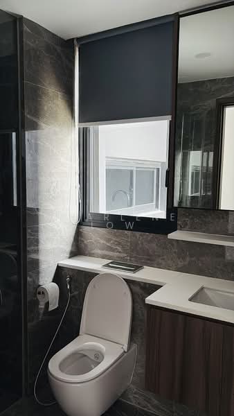Lentor Modern, 7 Lentor Central, 3 Bedrooms, 980 sqft, Condominium For Rent, by Charlene Low, 500172591 - Bathroom - PropertyGuru.com.sg