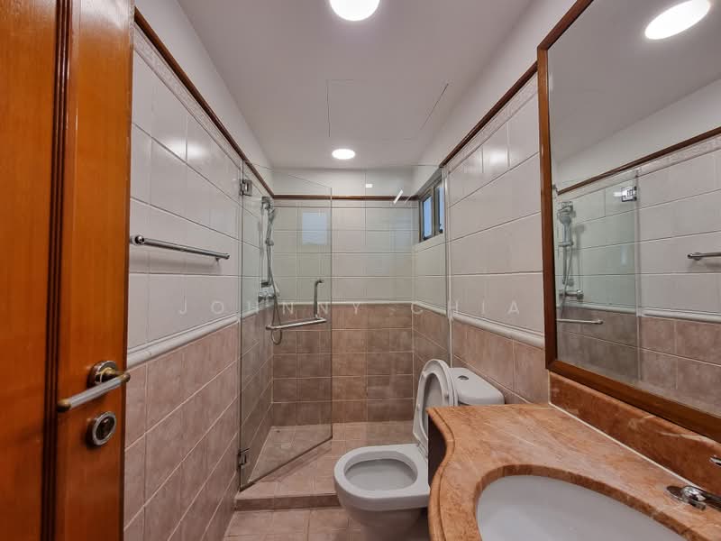 Cavenagh Lodge, 81 Cavenagh Road, 3 Bedrooms, 1,329 sqft, Apartment For Rent, by Johnny Chia, 500172598 - Bathroom - PropertyGuru.com.sg