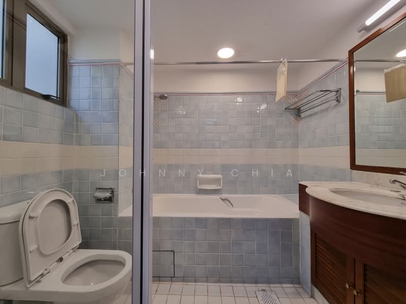 Cavenagh Lodge, 81 Cavenagh Road, 3 Bedrooms, 1,329 sqft, Apartment For Rent, by Johnny Chia, 500172598 - Bathroom - PropertyGuru.com.sg
