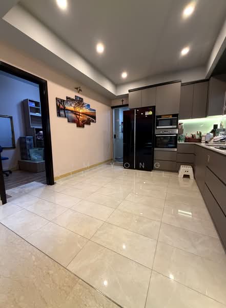 Westville, Westwood Avenue, 4 Bedrooms, 2,895 sqft, Semi-Detached House For Sale, by Lim Yong Qing Phil, 500172602 - Kitchen - PropertyGuru.com.sg