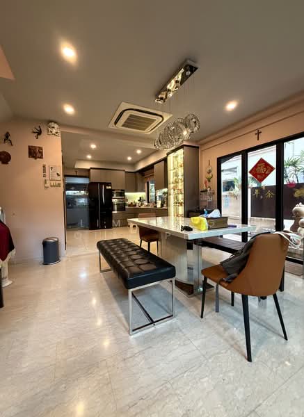 Westville, Westwood Avenue, 4 Bedrooms, 2,895 sqft, Semi-Detached House For Sale, by Lim Yong Qing Phil, 500172602 - Kitchen - PropertyGuru.com.sg