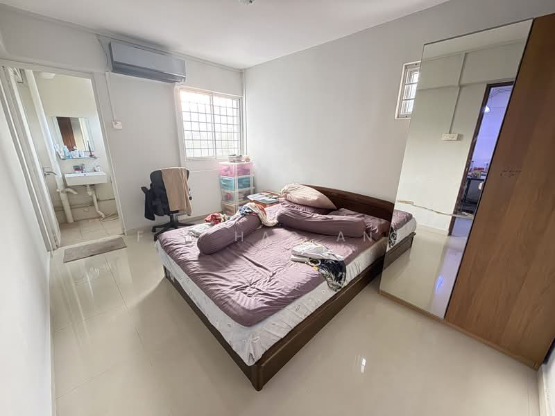 606 Bedok Reservoir Road, 606 Bedok Reservoir Road, 3 Bedrooms, 990 sqft, HDB Flat For Sale, by Fan Hao Ang, 500172603 - Bedroom - PropertyGuru.com.sg