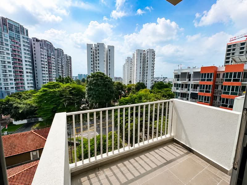 Woodhaven, 75 Woodgrove Avenue, 1 Bedroom, 603 sqft, Condominium For Sale, by Yi Ming Loh, 500172607 - Balcony - PropertyGuru.com.sg