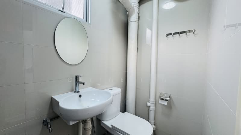 406 Sin Ming Avenue, 406 Sin Ming Avenue, 3 Bedrooms, 904 sqft, HDB Flat For Sale, by Celine Tan, 500172619 - Bathroom - PropertyGuru.com.sg