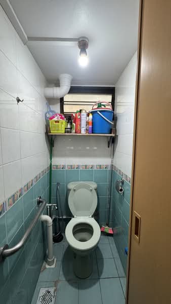 57 Geylang Bahru, 57 Geylang Bahru, Room Rental, 120 sqft, HDB Flat For Rent, by Ken Ng, 500172639 - Bathroom - PropertyGuru.com.sg