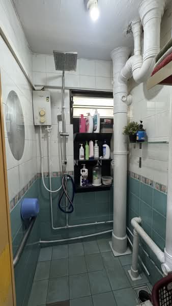 57 Geylang Bahru, 57 Geylang Bahru, Room Rental, 120 sqft, HDB Flat For Rent, by Ken Ng, 500172639 - Bathroom - PropertyGuru.com.sg