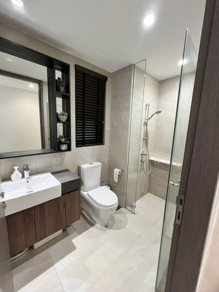 Kent Ridge Hill Residences, 66 South Buona Vista Road, 3 Bedrooms, 947 sqft, Condominium For Sale, by Kelly Tan, 500172652 - Bathroom - PropertyGuru.com.sg