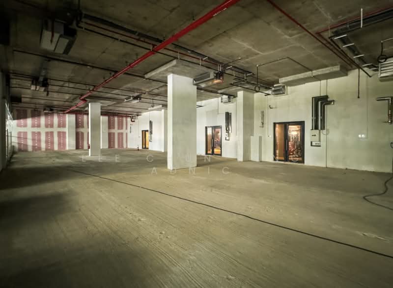 Middle Road, Middle Road, Bugis Street, Bugis Junction, 1,568 sqft, Food & Beverage For Rent, by Lee Chun Peng Adnic, 500172657 - Interior - CommercialGuru.com.sg