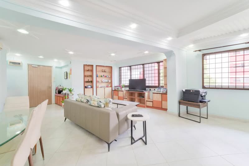 449 Sin Ming Avenue, 449 Sin Ming Avenue, 4 Bedrooms, 1,323 sqft, HDB Flat For Sale, by Kelvin Eng, 500172659 - Living Room - PropertyGuru.com.sg