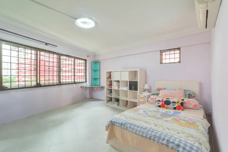449 Sin Ming Avenue, 449 Sin Ming Avenue, 4 Bedrooms, 1,323 sqft, HDB Flat For Sale, by Kelvin Eng, 500172659 - Bedroom - PropertyGuru.com.sg