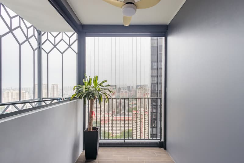 Gem Residences, , 2 Bedrooms, 678 sqft, Condominium For Sale, by Charlene Lim (林静龄), 500172661 - Balcony - PropertyGuru.com.sg