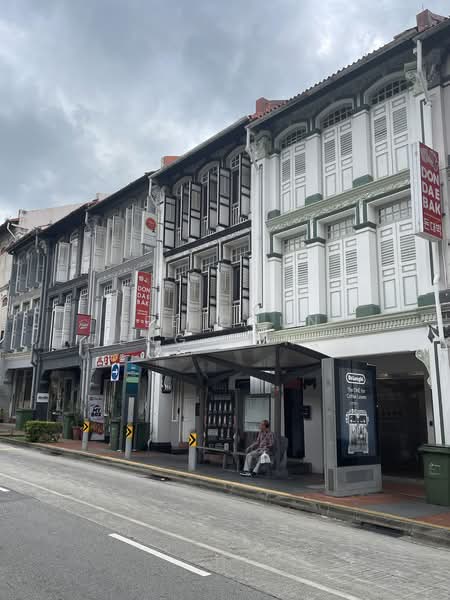 Keong Saik Road - Freehold Shophouse For Sale, Keong Siak, Neil Road, Teo Hong Road, Cantonment Road, Tanjong Pagar Road, 3,300 sqft, Shop / Shophouse For Sale, by Lee Chun Peng Adnic, 500172670 - Exterior - CommercialGuru.com.sg