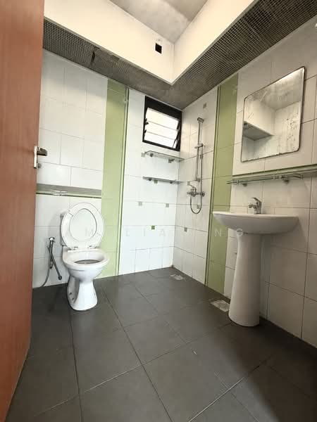 55 Havelock Road, 55 Havelock Road, 2 Bedrooms, 743 sqft, HDB Flat For Sale, by Amelia Ang, 500172678 - Bathroom - PropertyGuru.com.sg