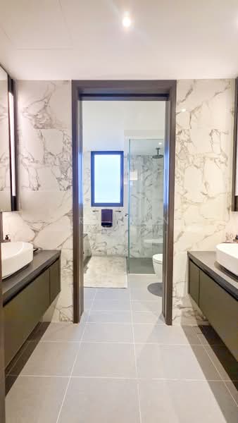 Tembusu Grand, 94 Jalan Tembusu, 5 Bedrooms, 2,691 sqft, Condominium For Sale, by Graycin Wang Wei Ru, 500172691 - Bathroom - PropertyGuru.com.sg