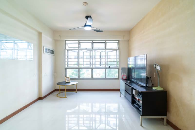 613A Tampines North Drive 1, 613A Tampines North Drive 1, 2 Bedrooms, 742 sqft, HDB Flat For Sale, by Mark Yeo (杨复中), 500172703 - Living Room - PropertyGuru.com.sg