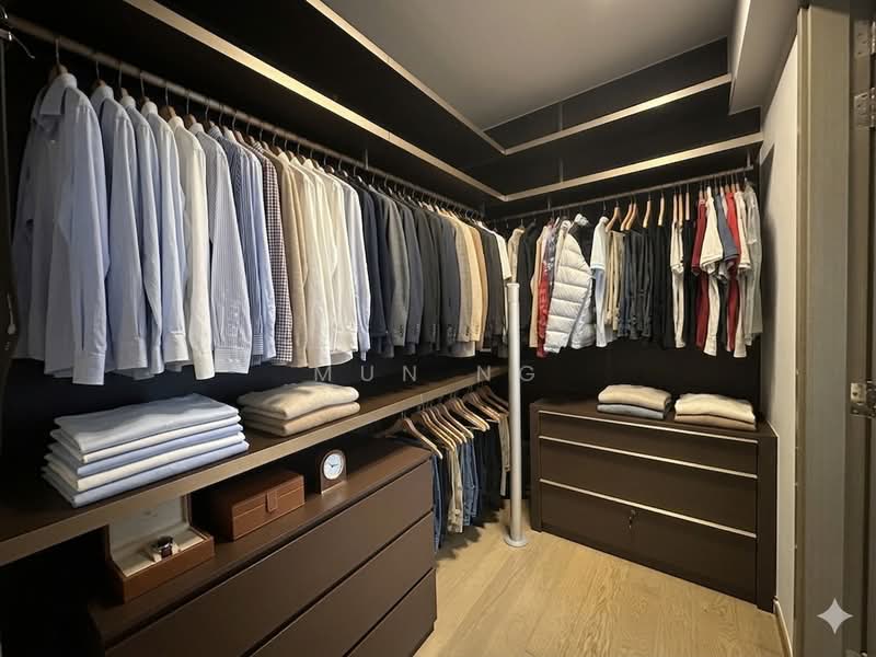The Florence Residences, 99 Hougang Avenue 2, 5 Bedrooms, 1,668 sqft, Condominium For Sale, by Mun Ng, 500172707 - Master Walk-in Wardrobe - PropertyGuru.com.sg