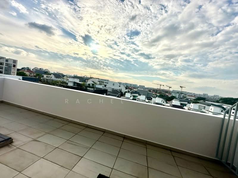 21 Richards, 21 Richards Avenue, Room Rental, 200 sqft, Apartment For Rent, by Rachel Tan, 500172713 - Balcony - PropertyGuru.com.sg