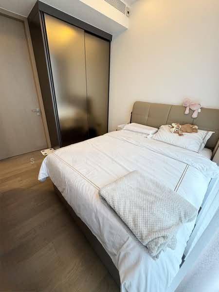 Leedon Green, 30 Leedon Heights, 2 Bedrooms, 710 sqft, Condominium For Sale, by Shanice Yong, 500172719 - Master Bedroom - PropertyGuru.com.sg