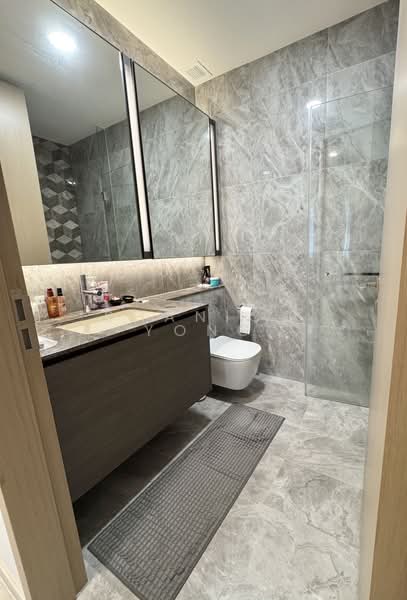 Leedon Green, 30 Leedon Heights, 2 Bedrooms, 710 sqft, Condominium For Sale, by Shanice Yong, 500172719 - Bathroom 2 - PropertyGuru.com.sg