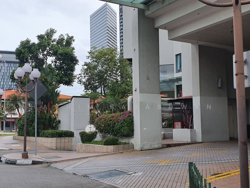 Kg Glam Golden Landmark, Victoria Street, 344 sqft, Mall Shop For Rent, by Hashim Bahashwan, 500172732 - CommercialGuru.com.sg