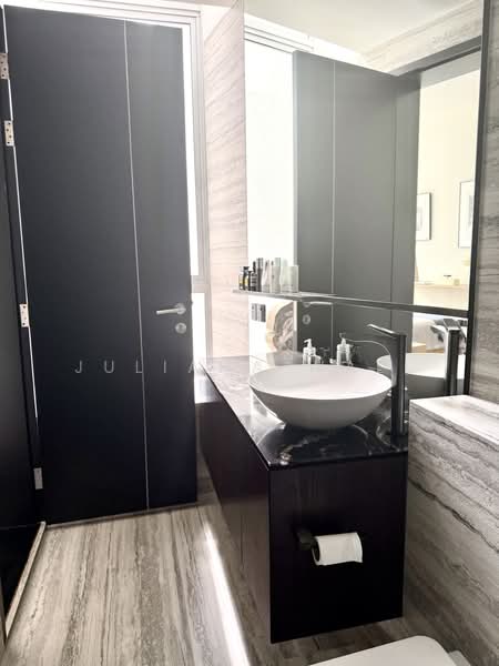 AALTO, 193 Meyer Road, 4 Bedrooms, 1,959 sqft, Condominium For Sale, by Juliana Wall, 500172745 - junior ensuite bathroom - PropertyGuru.com.sg