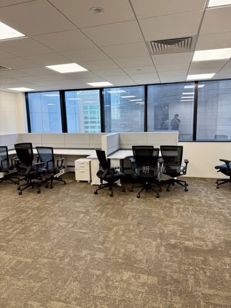 RAFFLES PLACE | Fitted Office | Sheltered to MRT Station |, Raffles Place MRT, 1,668 sqft, Office For Rent, by Amy Aw 胡嘉薇, 500172750 - CommercialGuru.com.sg
