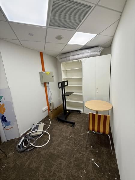 RAFFLES PLACE | Fitted Office | Sheltered to MRT Station |, Raffles Place MRT, 1,668 sqft, Office For Rent, by Amy Aw 胡嘉薇, 500172750 - CommercialGuru.com.sg