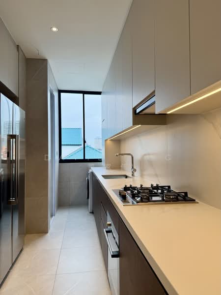 Parq Bella, 234 Tembeling Rd, 4 Bedrooms, 1,593 sqft, Condominium For Sale, by David Tang 董家伟, 500172780 - Kitchen - PropertyGuru.com.sg