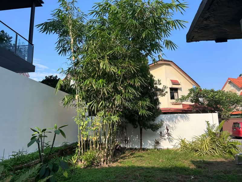 5-Min Walk to Potong Pasir MRT l Restored Mid-Century Garden House, Puay Hee Avenue, 6 Bedrooms, 2,100 sqft, Detached House For Rent, by Shu Wen Low, 500172782 - Exterior - PropertyGuru.com.sg