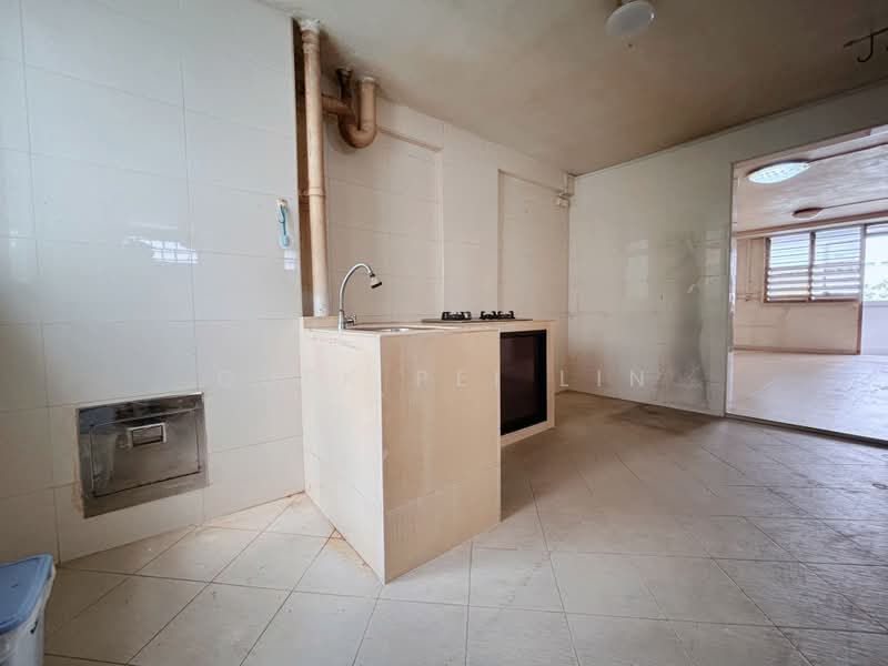 19 Eunos Crescent, 19 Eunos Crescent, 2 Bedrooms, 699 sqft, HDB Flat For Sale, by Quek Pei Lin, 500172783 - Kitchen - PropertyGuru.com.sg