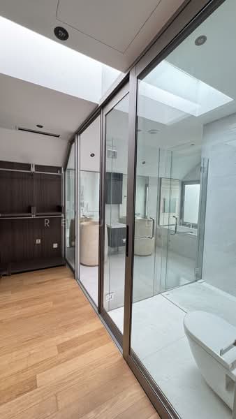 White House Residence, 67 Stevens Road, 5 Bedrooms, 5,963 sqft, Cluster House For Rent, by Remus Lim, 500172787 - Bathroom - PropertyGuru.com.sg