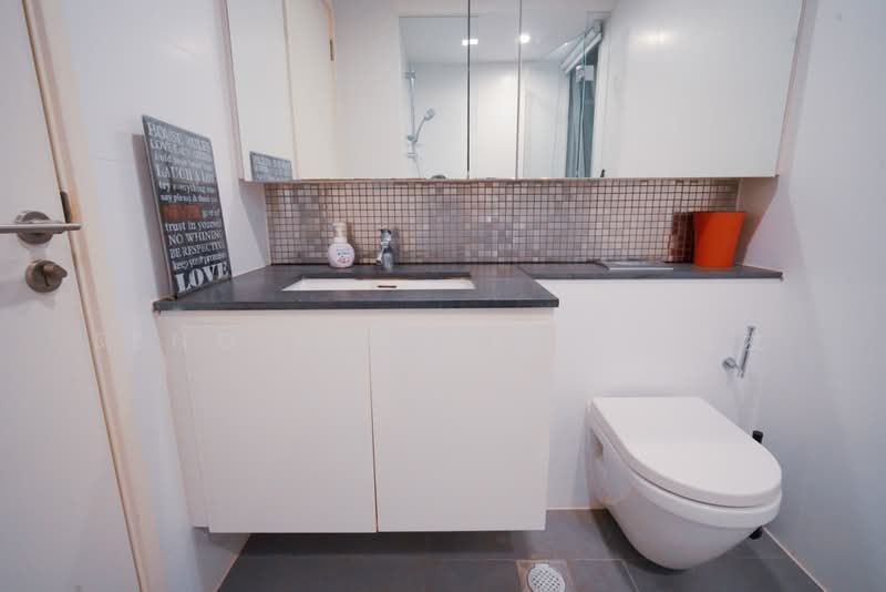 The Minton, 10C Hougang Street 11, 2 Bedrooms, 936 sqft, Condominium For Sale, by Seng Huat Kee 纪成发, 500172800 - Bathroom - PropertyGuru.com.sg