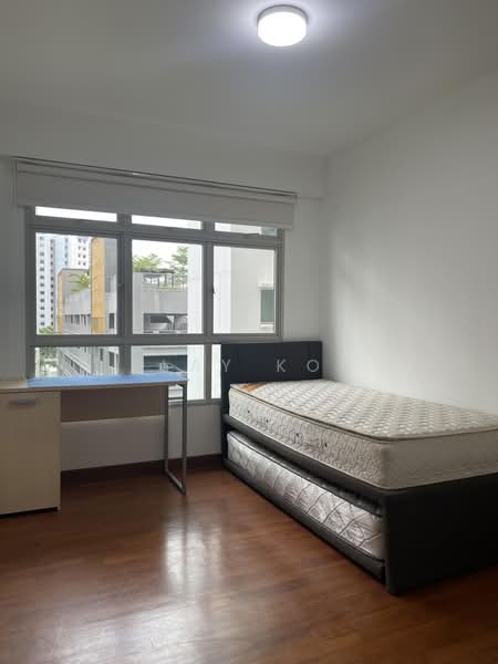 216A Compassvale Drive, 216A Compassvale Drive, 3 Bedrooms, 990 sqft, HDB Flat For Sale, by Blay Koh, 500172802 - Bedroom - PropertyGuru.com.sg