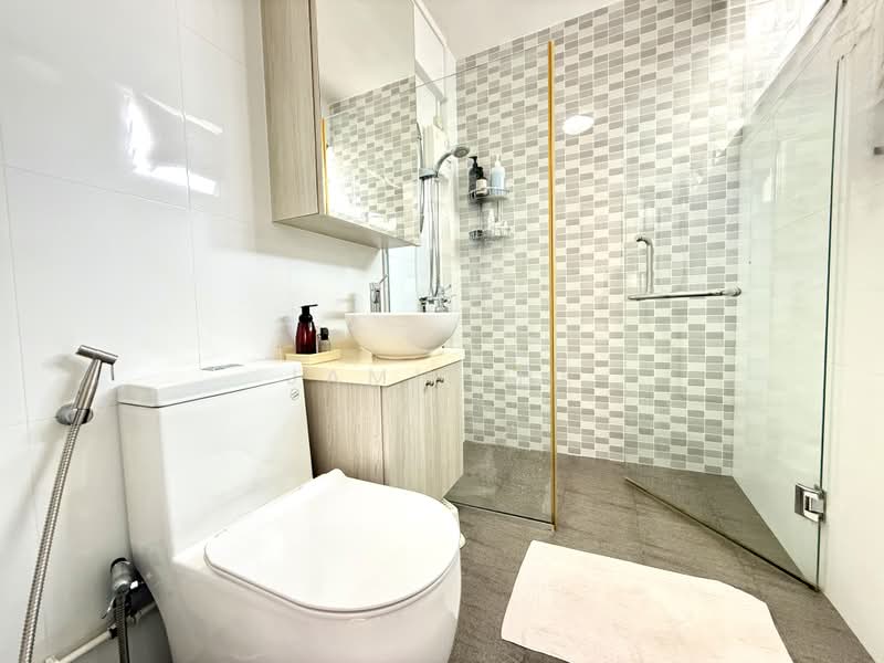 125 Bishan Street 12, 125 Bishan Street 12, 3 Bedrooms, 1,302 sqft, HDB Flat For Sale, by Jamie He, 500172806 - Bathroom - PropertyGuru.com.sg
