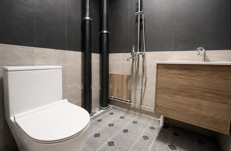 102 Rivervale Walk, 102 Rivervale Walk, 2 Bedrooms, 1,507 sqft, HDB Flat For Sale, by Emily Goh, 500172807 - Bathroom - PropertyGuru.com.sg