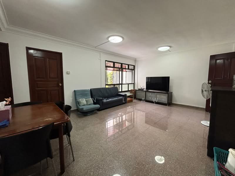 131B Kim Tian Road, , 3 Bedrooms, 968 sqft, HDB Flat For Sale, by Tony Liaw, 500172810 - Living Room - PropertyGuru.com.sg