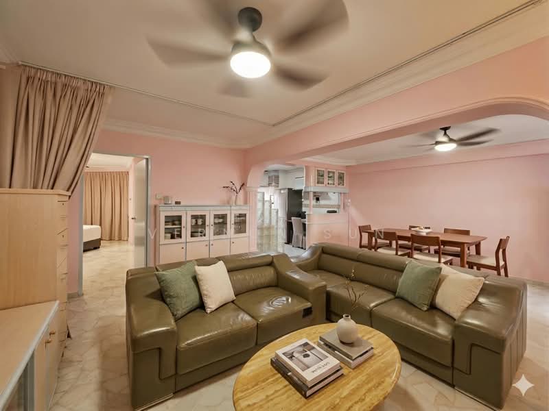 542 Hougang Avenue 8, 542 Hougang Avenue 8, 3 Bedrooms, 1,173 sqft, HDB Flat For Sale, by Vernon Sun, 500172811 - Living Room - PropertyGuru.com.sg
